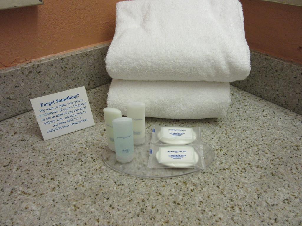 Clarion Suites 奧古斯塔 外观 照片