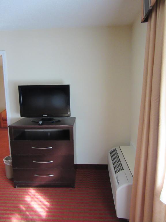 Clarion Suites 奧古斯塔 外观 照片