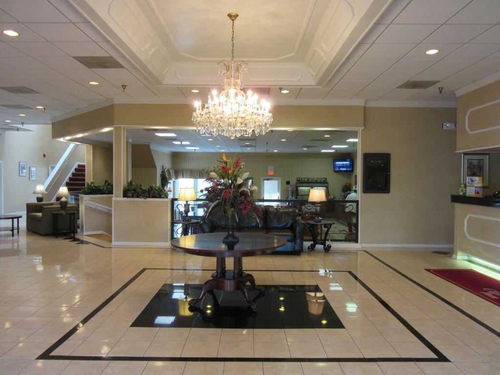 Clarion Suites 奧古斯塔 外观 照片